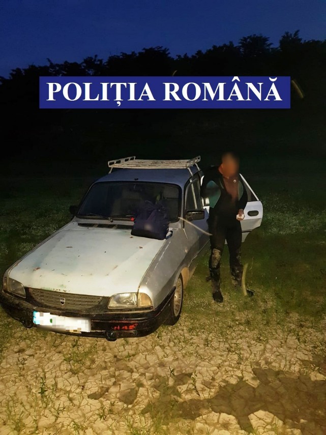 judetul constanta persoane prinse in flagrant in timp ce sustrageau peste 140 de kilograme de peste dintr judetul constanta persoane prinse in flagrant in timp ce sustrageau peste 140 de kilograme de peste dintr