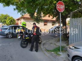 Pieton lovit de maşină, pe strada Baba Novac din Constanţa (galerie foto+video)      