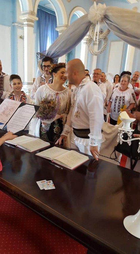 cununie inedita la constanta nuntasii au purtat ii s a casatorit florin batarlau fost boxer si antrenor