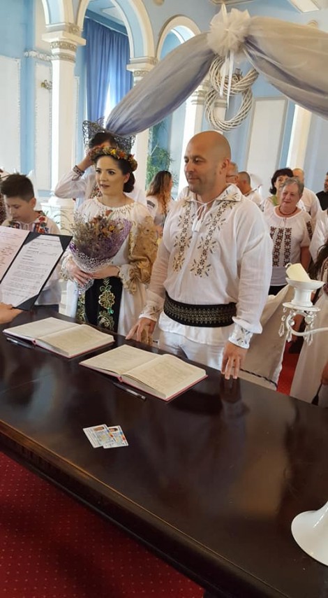 cununie inedita la constanta nuntasii au purtat ii s a casatorit florin batarlau fost boxer si antrenor