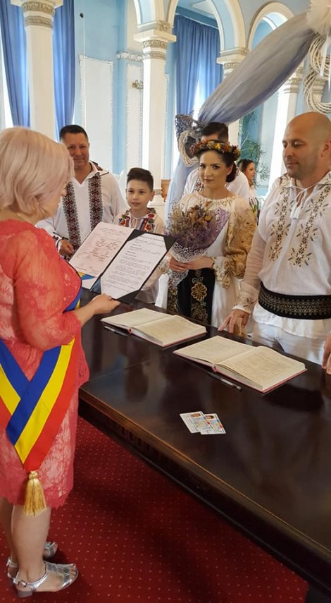cununie inedita la constanta nuntasii au purtat ii s a casatorit florin batarlau fost boxer si antrenor