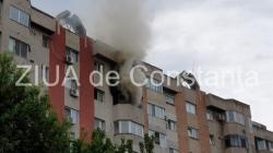 LIVE VIDEO Constanța. Incendiu într-un apartament situat în blocul unde își are sediu ALDE (galerie foto+video)          