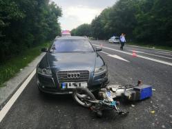 UPDATE Accident în dreptul localităţii 23 August. Un bărbat pe moped, grav rănit. Intervine elicopterul SMURD (galerie foto+video)            