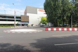 Constănţeanul supărat „Sensul giratoriu de pe Soveja, prin care se intră în intersecţia de la City Park Mall, a fost amputat!”