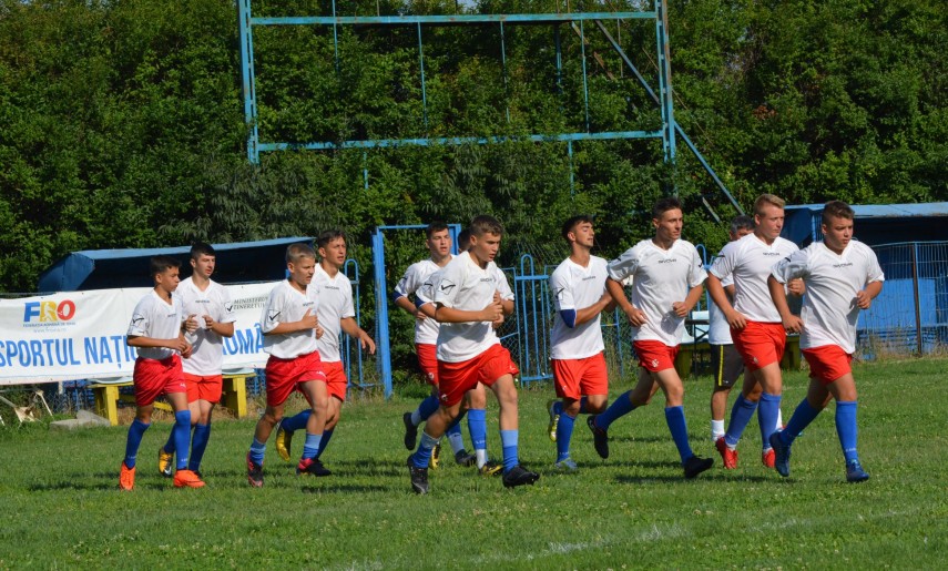 juniorii de la spicu horia medalii la campionatele nationale de oina galerie foto 696702