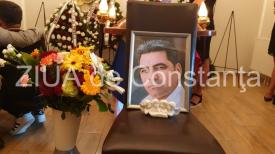 Imagini de la eveniment Marcel Toader - slujbă de înmormântare. Cine participă (galerie foto + video)               