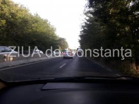Trafic paralizat. Accident la Doraly Constanta. O victimă. Coada de maşini este până la sensul giratoriu de la Agigea
