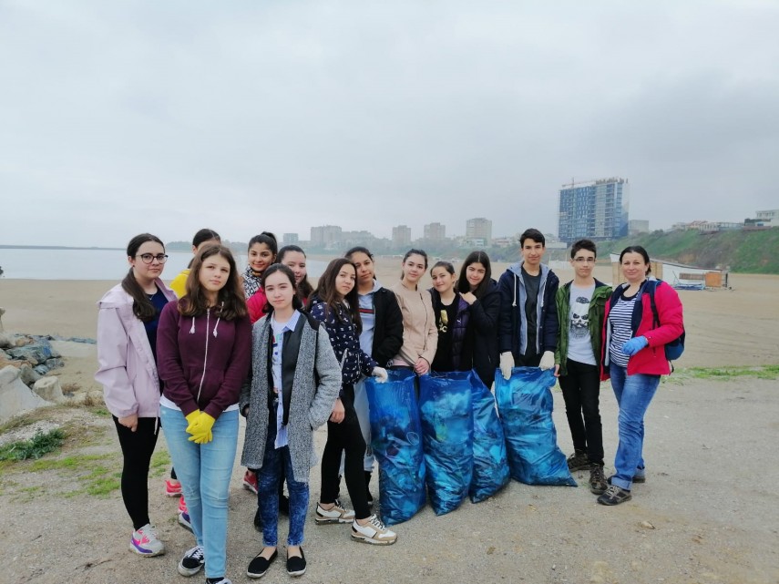 curatam constanta noastra actiunile de ecologizare igienizare si infrumusetare a constantei continua