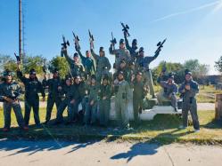 „Cel mai frumos «război»“  Înaintea meciului cu Gloria Buzău, rugbyştii de la Tomitanii Constanţa s-au relaxat la paintball (galerie foto)