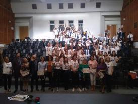 Diplomă de onoare pentru Antoanela Manac  Campioana, invitată în proiectul „Bibliotecile vii - Poveşti de succes“ (galerie foto)