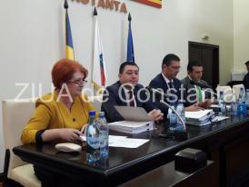 LIVETEXT Ședință ordinară a Consiliului Județean Constanța. Locurile de parcare ale CJ, folosite gratuit de constănțeni după ora 18.00 (galerie foto)      