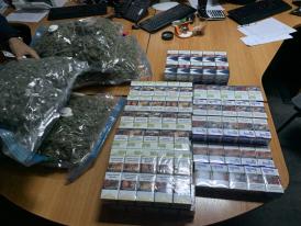 Control vamal Cannabis și țigări de contrabandă, descoperite cu ajutorul lui LUCKY,  câinele antitabac din cadrul Biroului vamal de frontiera Oancea 