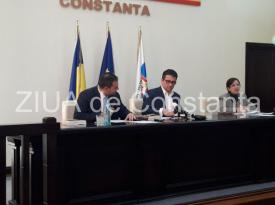 LIVE TEXT Consiliul local al municipiului Constanţa, convocat în şedinţă ordinară. PUZ-ul din Faleză Nord a creat din nou scandal în Consiliul local (galerie foto+video)             