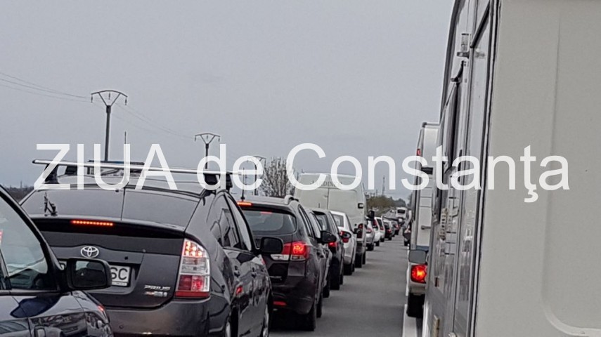 Trafic aglomerat Foto cu rol ilustrativ ZIUA DE CONSTANTA