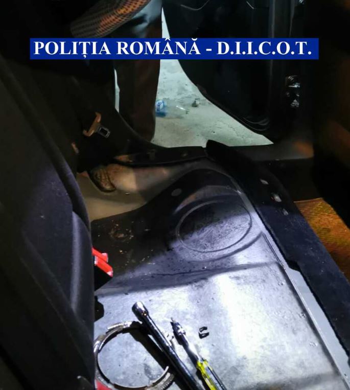 barbati arestati preventiv pentru trafic de droguri de risc galerie foto 711262