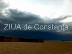 Cod galben, astăzi, în județul Constanța! Grindină, descărcări electrice, dar și vânt și averse 