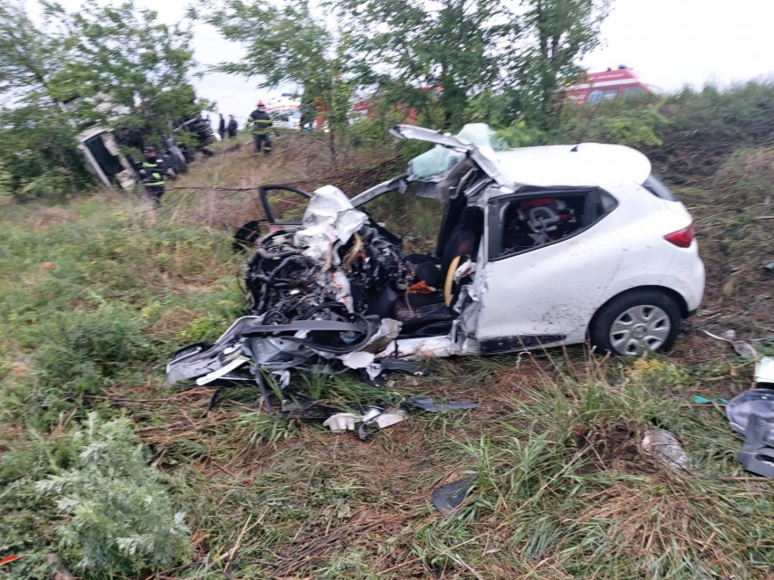 https://www.ziuaconstanta.ro/images/stories/2020/05/29/accident-galati.jpg