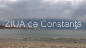 O nouă informare meteorologică! Instabilitate atmosferică și intensificări ale vântului, în toată țara