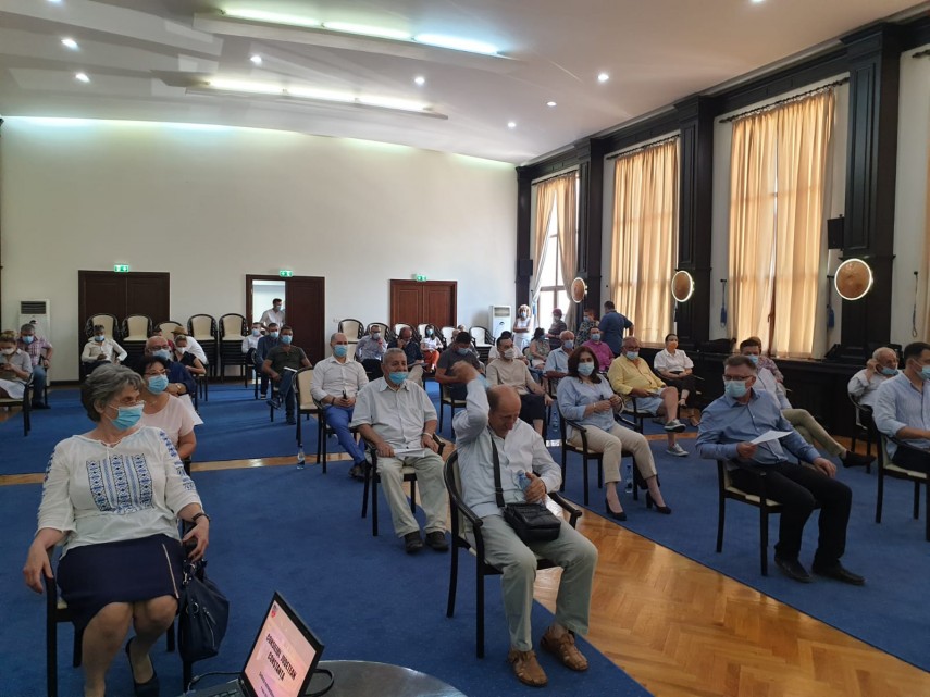 s a urlat ca pe stadion in sala remus opreanu lupta politica din consiliul judetean constanta a lasat
