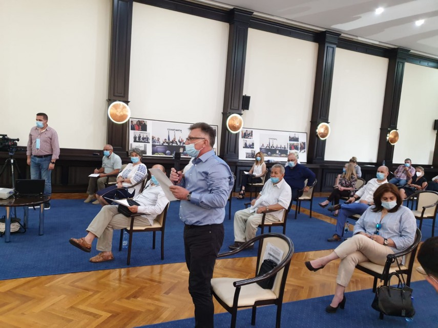 s a urlat ca pe stadion in sala remus opreanu lupta politica din consiliul judetean constanta a lasat