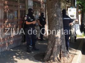 Percheziții în Constanța! (galerie foto și video)
