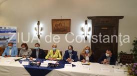 LIVE VIDEO #alegerilocale2020 Vicepriministrul Raluca Turcan și ministrul Marcel Boloș, în conferință la Constanța. Trei proiecte, semnate azi la Mangalia (galerie foto+video)         