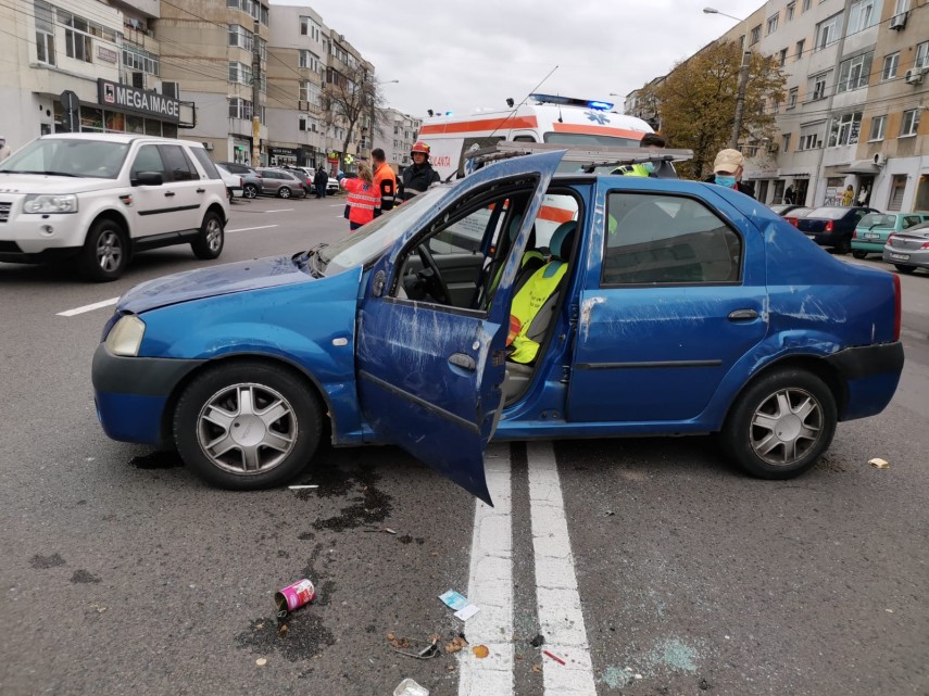 constanta masina rasturnata in zona dacia 733074