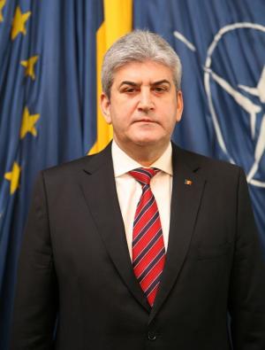 Președintele Uniunii Militarilor și Polițiștilor a votat în Capitală 