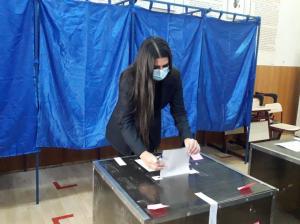 #alegeriparlamentare2020 Elena Băsescu a votat! 