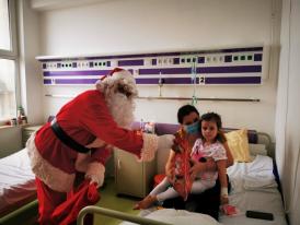 Asociaţia „Suflete deschise” şi Arimex Comexim 2000 „Spiritul Crăciunului este a noastră salvare”