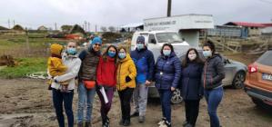 #ConstanțaEsteBine Membrii Asociației „La pieptul mamei” le-au înveselit sărbătorile copiilor din Ciocârlia (galerie foto) 