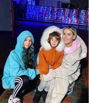 Andreea Bănică „Sigur va trece și perioada asta grea care nu ne mai lasă liberi“