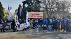 Protest în fața Prefecturii Constanța! 