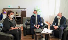 Ca urmare a noilor parteneriate semnate, în premieră națională, de ISJ Constanța  Cursuri de limba chineză cu profesori nativi și examene de limba engleză la nivel superior