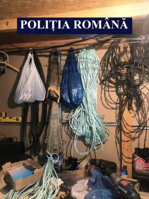 Percheziții la Constanța și Călărași, într-un dosar pentru pescuit electric și furt calificat