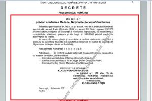 Doi sergenți, doi caporali, și un fruntaș, decorați de Klaus Iohannis pentru curajul și spiritul de sacrificiu dovedite în Afganistan     