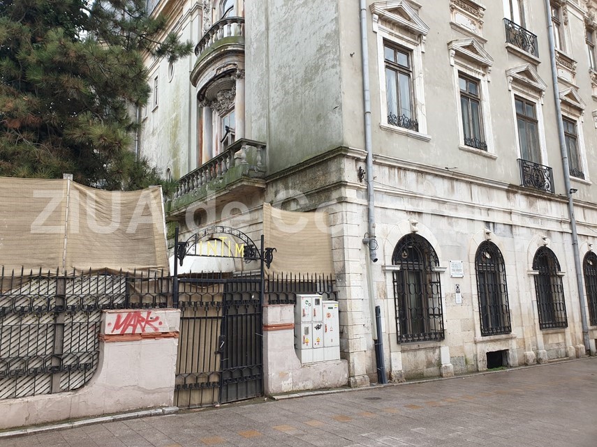 familia dusu continua demersurile pentru reabilitarea hotelului intim din constanta 738979