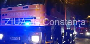 Incendiu în Eforie Sud. Pompierii ISU Dobrogea intervin pe strada Republicii 