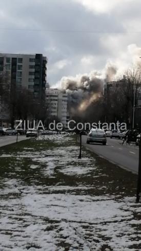 Incendiu la un apartament de pe bulevardul Mamaia, din Constanța            