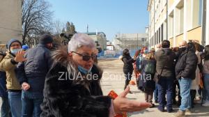 VIDEO Femeie supărată pe administrația locală. A încercat să își spună problemele în prezența edilului Vergil Chițac 