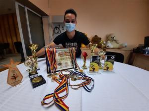 DGASPC Constanța Osman Vârlan, copilul din centrul de plasament, va deveni instructor de dansuri grecești - „Visele devin realitate atunci când crezi cu adevărat în propriile tale forțe”