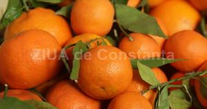 Un pahar cu suc de portocale pe zi ne ferește de boli