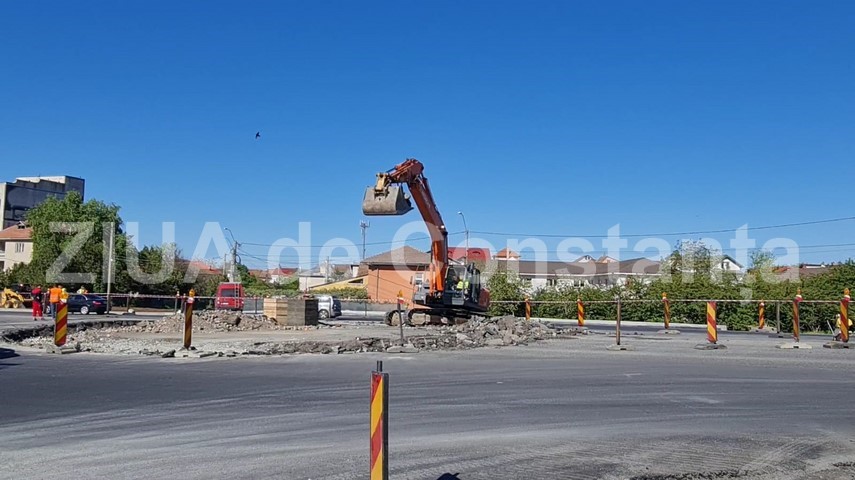 sensul giratoriu de la lazu construit de un investitor privat a prins contur 746653