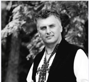 Tragedie în lumea muzicii populare. Un cunoscut interpret a murit în accident rutier. Avea numai 54 de ani