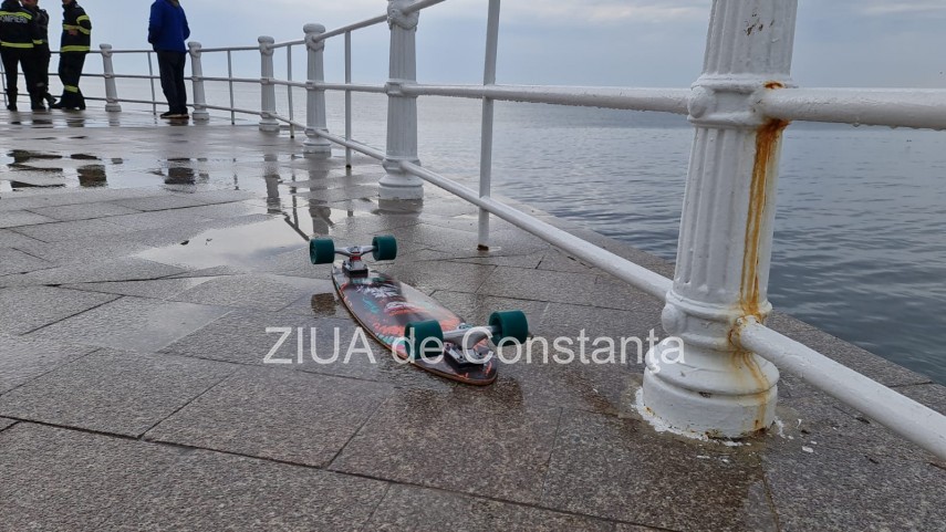 constanta persoana cazuta peste balustrada pe faleza 748772