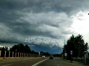 IGSU Cum ne putem proteja în timpul furtunilor de vară