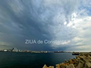 Poezia zilei Furtună – Valentina Popescu