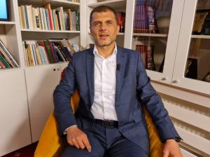 ZIUA LIVE. Câți bani plătește prefectul județului Constanța lunar pentru parcare