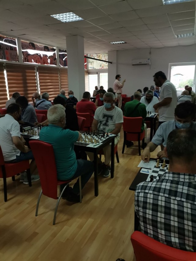 sah la techirghiol se disputa trofeul mircea pavlov si campionatul national de veterani 751630