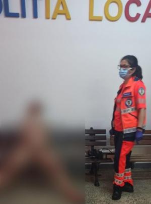Constanța O tânără s-a plimbat dezbrăcată, pe strada Traian. Polițiștii locali au intervenit